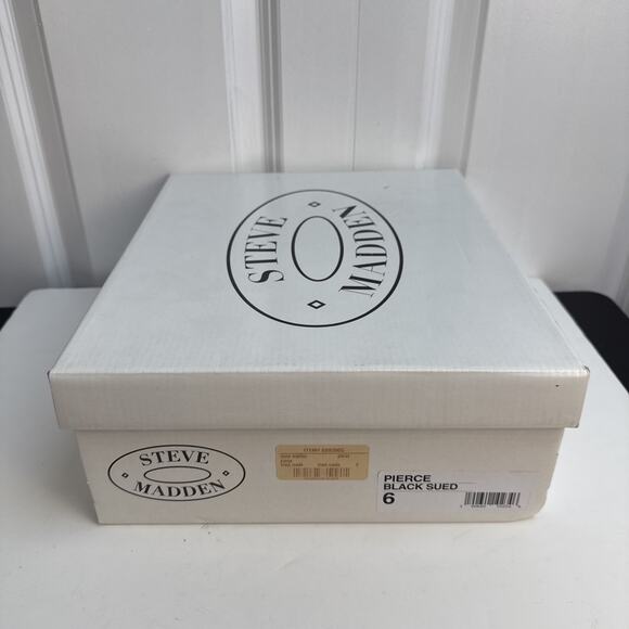 Steve Madden Women’s 6 Pierce Black Suede Ankle Zip Booties Almond Toe NWB - Picture 8 of 9